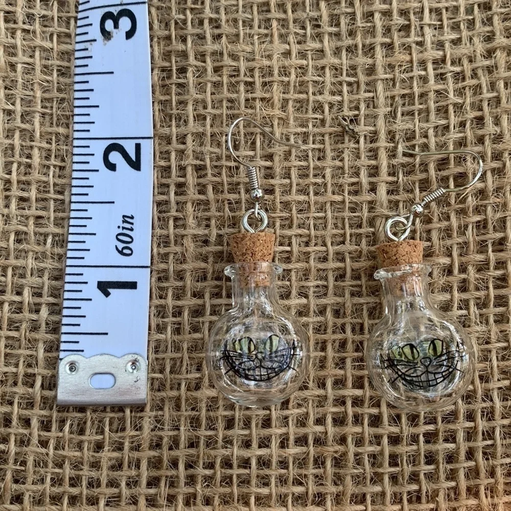 Nwt Handmade Cheshire Cat Earrings